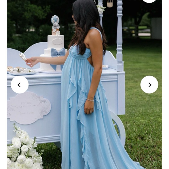 Elegant Blue Maxi Dress - Picture 2 of 3